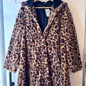NWT Torrid Hooded Faux Fur Coat - Size 1